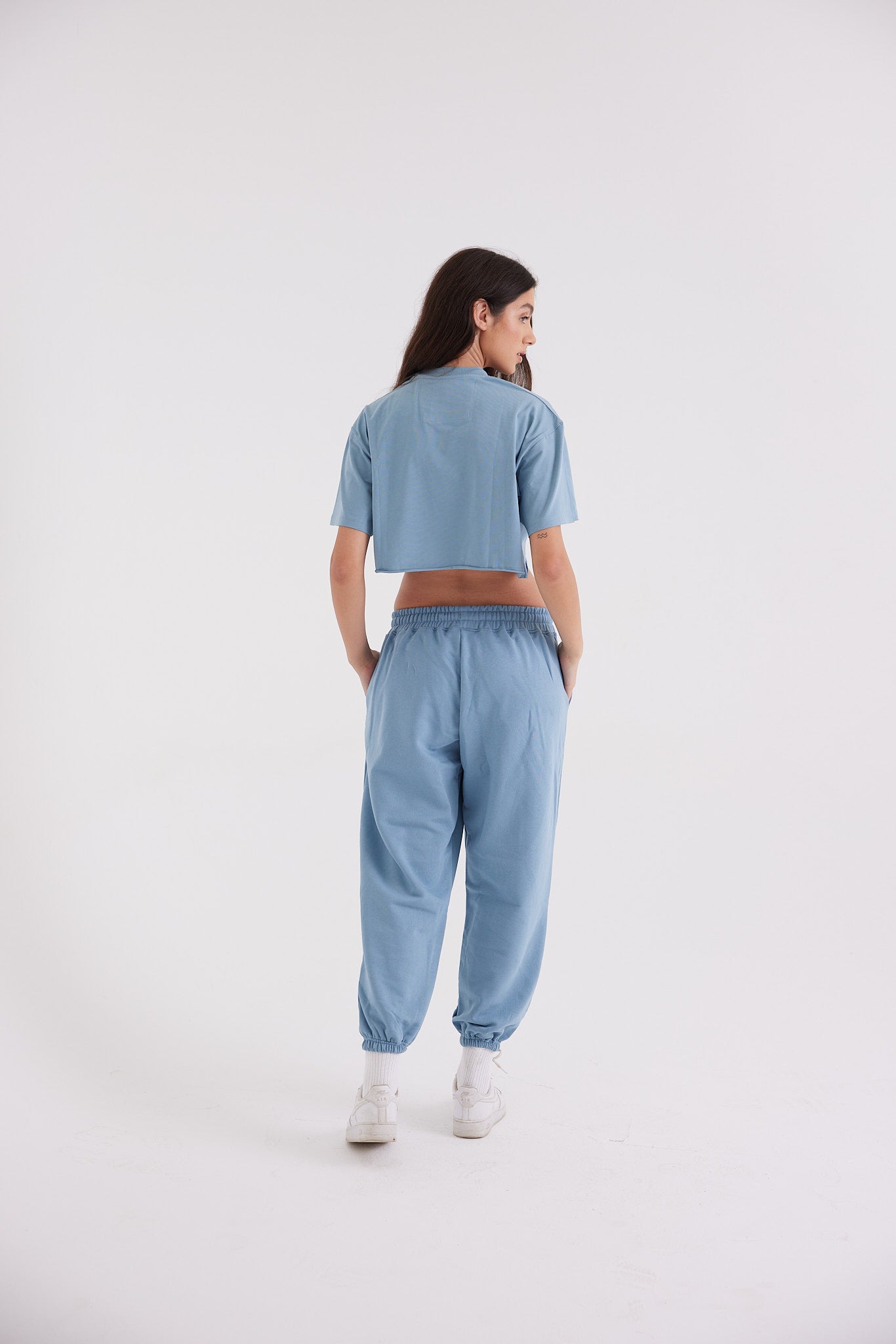 The Cropped T-Shirt