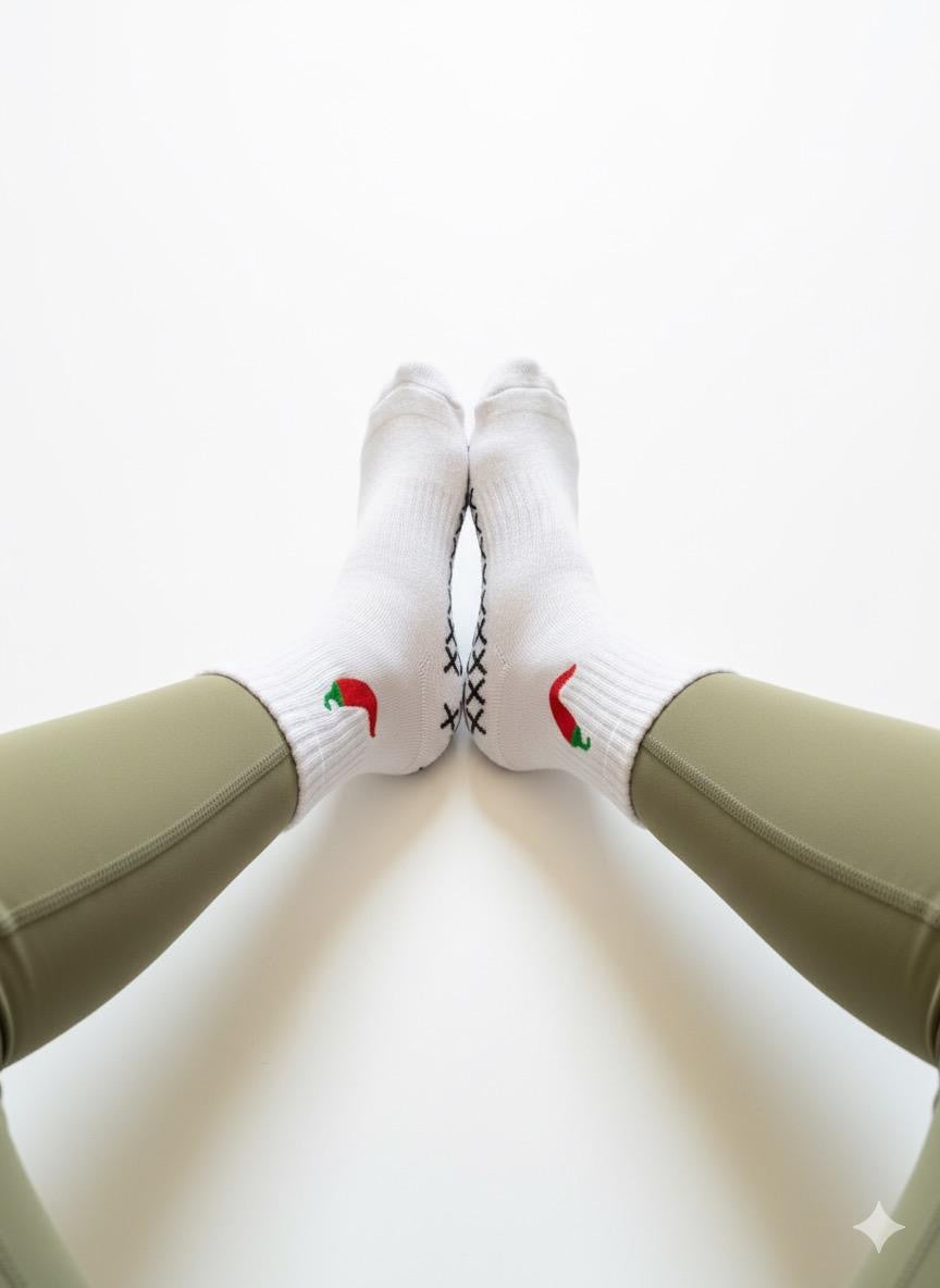 ‘Hot girls eat pasta’ mad grip socks